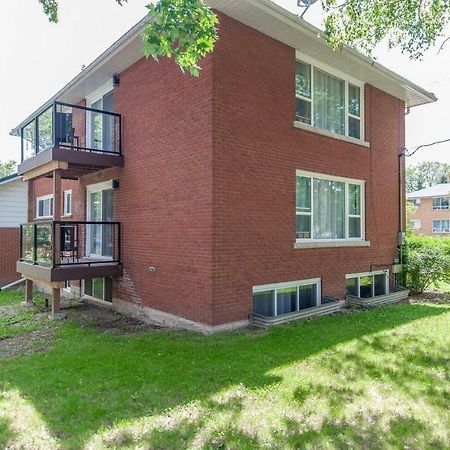 Entire 2 Bedroom Apartment Uptown Waterloo - E2 Exterior photo